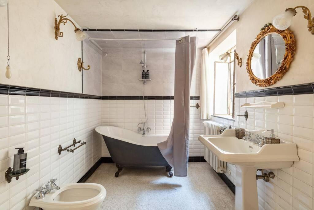 Central Elegant Apartment - Liberty House Bologna Eksteriør bilde
