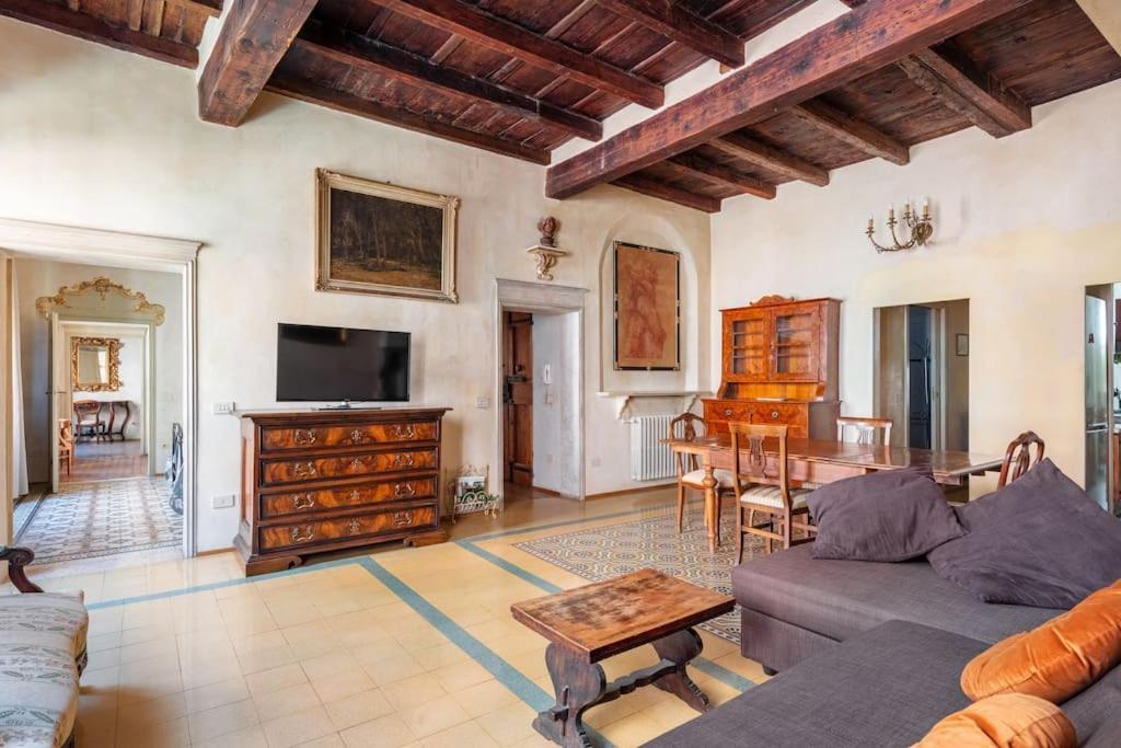 Central Elegant Apartment - Liberty House Bologna Eksteriør bilde